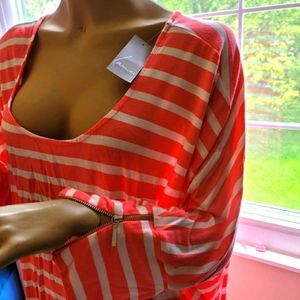 Coral and White 3/4 sleeve Top